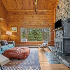 Blueberry Cottage · Blueberry Cottage on the Ocean!