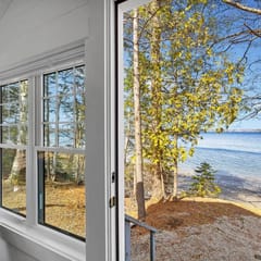 Beachcomber Cottage · Beachcomber Cottage-Oceanfront!