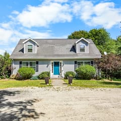 Hill View - NEW! Home in Blue Hill