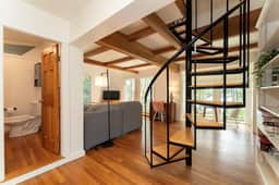 Tide's Rest · Tide's Rest-Oceanfront sleeps 6!