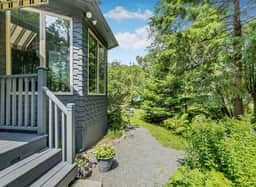 Reef Point Cottage · Reef Point Cottage-Ocean views!