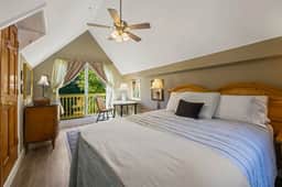 Carriage House · The Carriage House!
