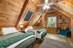 Milam Camp · Milam Camp-Beautiful Lakefront!