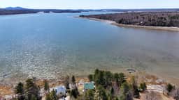 Berry Cove Cottage · Berry Cove Cottage-Oceanfront!