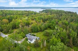 PIne and Cove House · New Spacious Acadia Home with Pool!