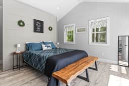 Toddy View - NEW! Waterfront Home on Toddy Pond