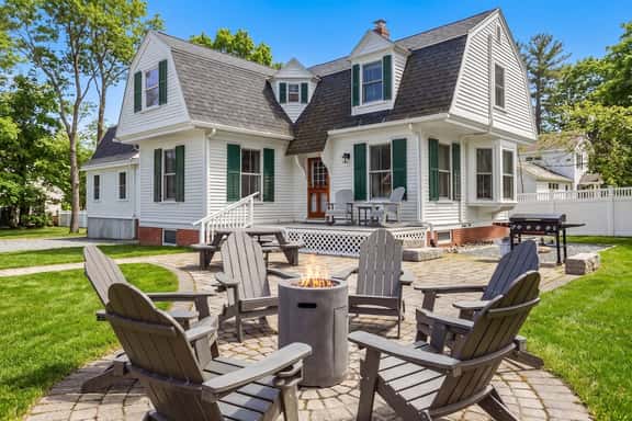 The Hideaway - NEW! In downtown Bar Harbor! - Image 1