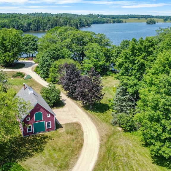 The Barn on the Bagaduce - NEW! Waterfront - Image 1