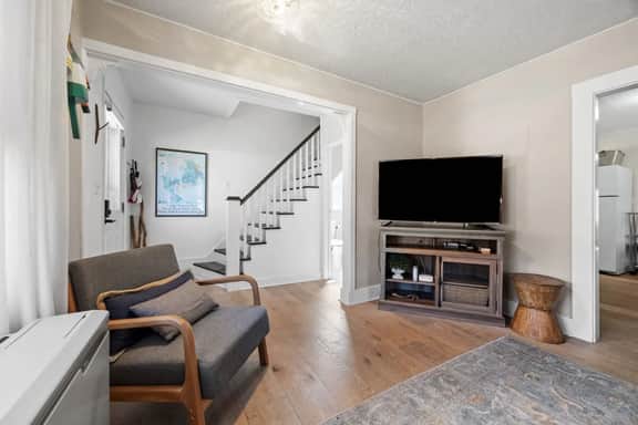 Lone Star · Lone Star-New! Sleep 8 in Seal Harbor!