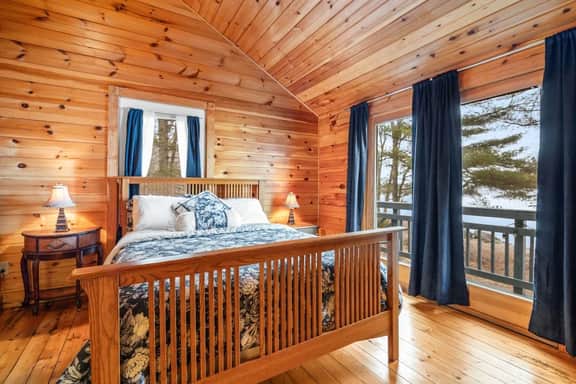 Moose Lodge · Moose Lodge on the Lake