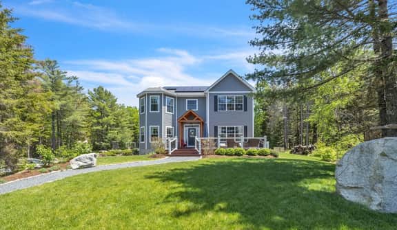 Inner Island Retreat · Beautiful Bar Harbor Home! New! - Image 5