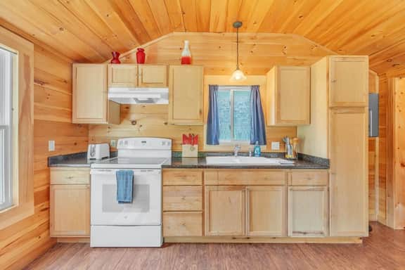 Seawall Retreat · Seawall Retreat! Close to Ocean & Acadia!