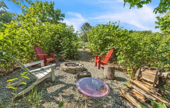 Seawall Retreat · Seawall Retreat! Close to Ocean & Acadia!