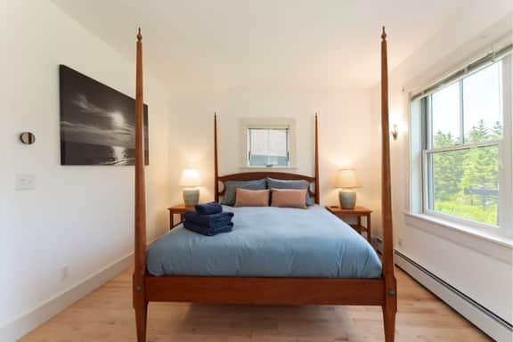 Wonderland Home · Wonderland Home | 2BR retreat, mins to Acadia