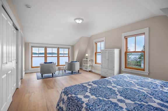 Fox Beach House · Fox Beach House! Oceanfront home, sleeps 10!
