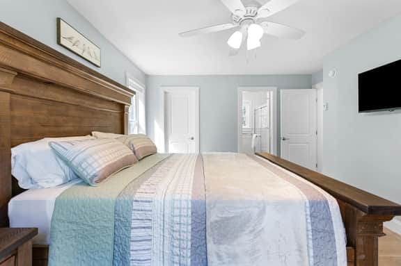 The Retreat at Seal Point - Image 2