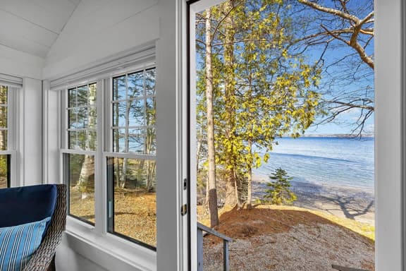 Beachcomber Cottage · Beachcomber Cottage-Oceanfront!