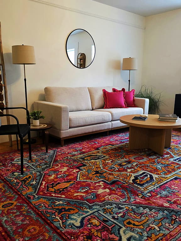 Marigold Flat - NEW! Downtown Ellsworth